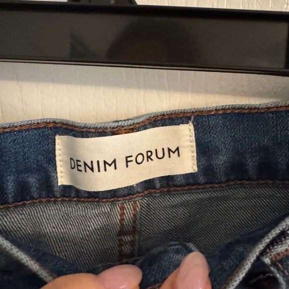 Aritzia Denim Forum The Arlo Hi-rise Straight Jean - Picture 9 of 12